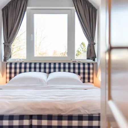 Haus Charlotte - #71428 Zingst